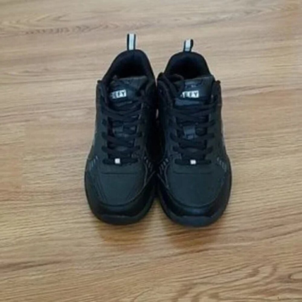 GDEFY Sneakers. Size 8.5 - Picture 7 of 7
